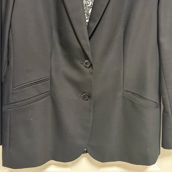 Chico's Women’s Blazer - Picture 3 of 6